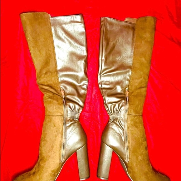 Shoe Dazzle Heeled Boot - Picture 5 of 6